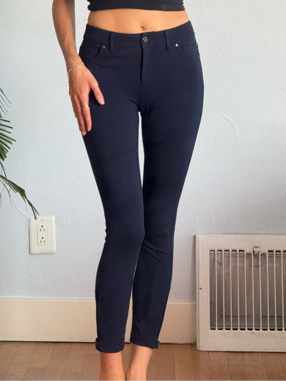 White House Black Market Navy Skinny Jeans